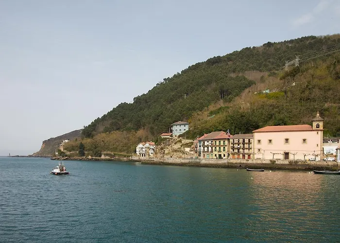 Hotel Donibanea Pasai San Pedro, España