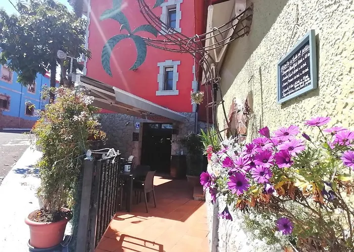 Hotel Las Palmeras Celorio , España
