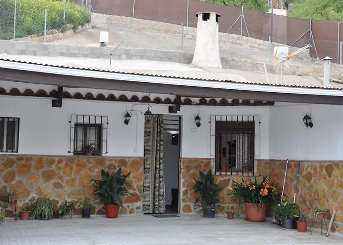 Casa Cueva El Almendro