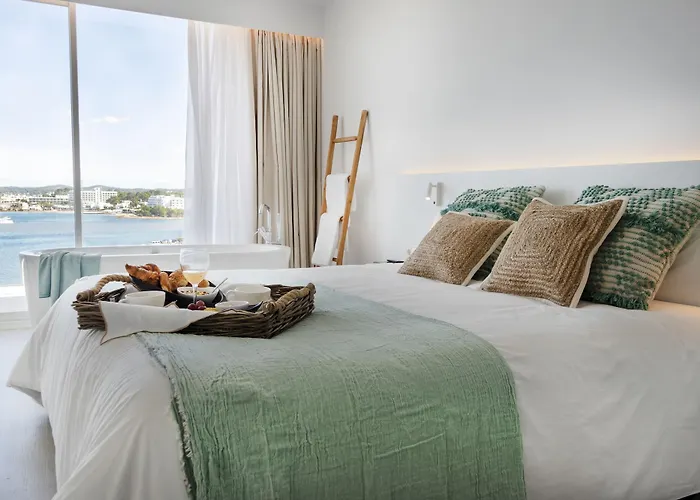 Hotel Els Pins Sant Antoni de Portmany, Spagna