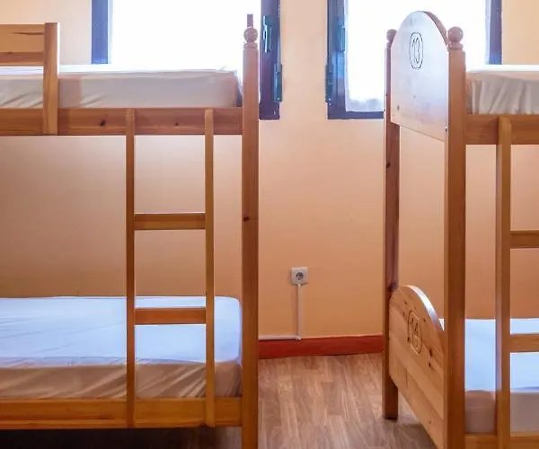 Albergue El Pajar De Ages - Exclusivo Para Peregrinos - Exclusive For Pilgrims, España