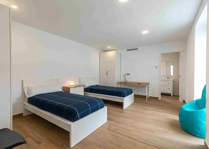 Hotel Residencia Demar Godella, España