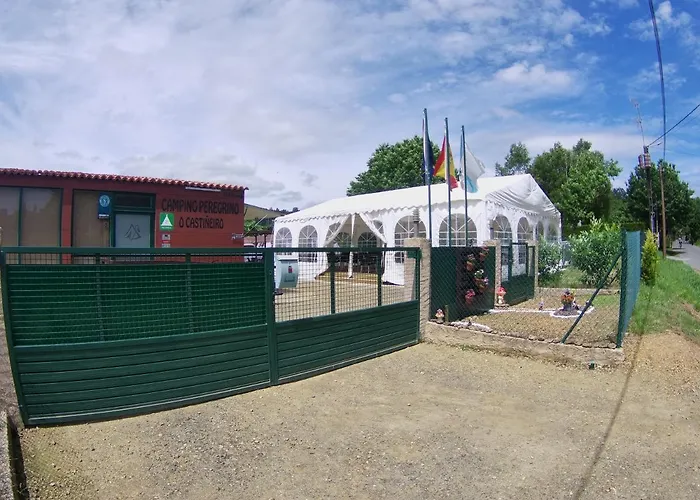 Camping Peregrino - Low Cost Glamping O Pedrouzo, España