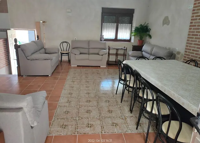 Casa Rural Baños del Rey con piscina climatizada Vega de Santa María, España