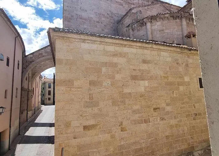 Casa Benito Garaje CAntigüo
