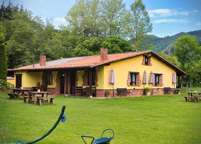 Apartamentos Rurales El Buxu
