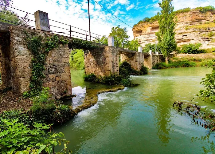 Xuq Lomas De Ruvira