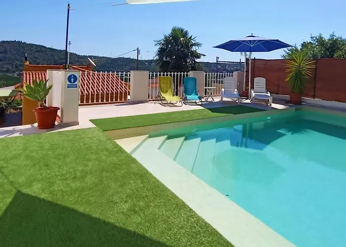VILLA FALCONERA APARTAMENTS, GANDIA a las faldas de la montaña RELAX&PETS