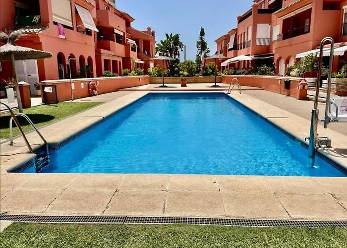 Apartamento Vista Hermosa en Punta Candor con piscina y Wifi