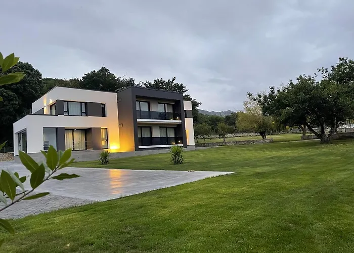 Apartamentos Turísticos El Rinconín