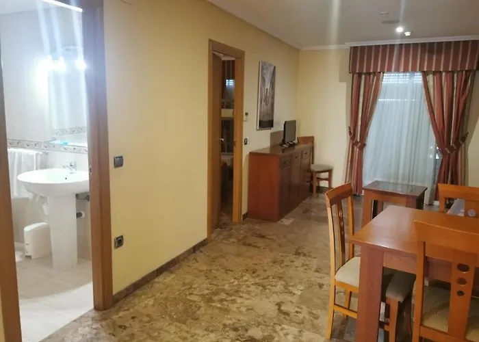 Apartamentos El Trovador