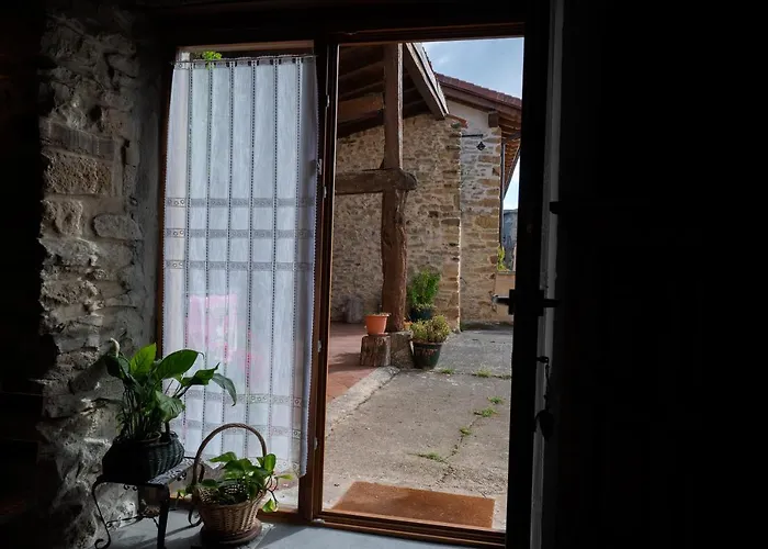 Villa Mujika Etxea Manurga, España