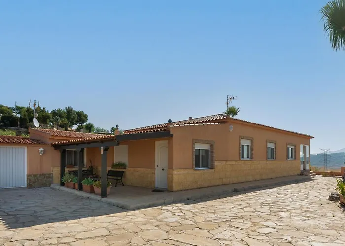 Holiday Home Finca Malamadre La Alcayna, España