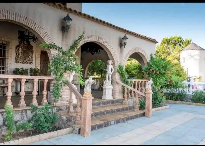 Villa Los Olivos