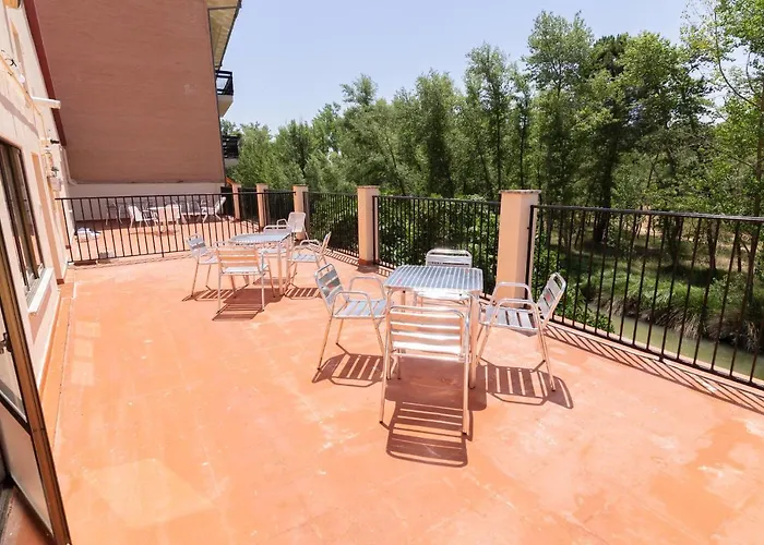 Apartamentos El Balcón del Duero San Esteban De Gormaz, España
