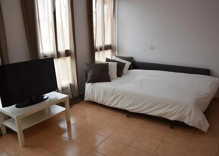 Bonito y tranquilo apartamento en Los Abrigos, España