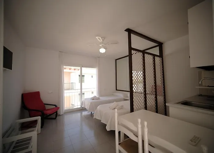Estel Blanc Apartments - Adults Only