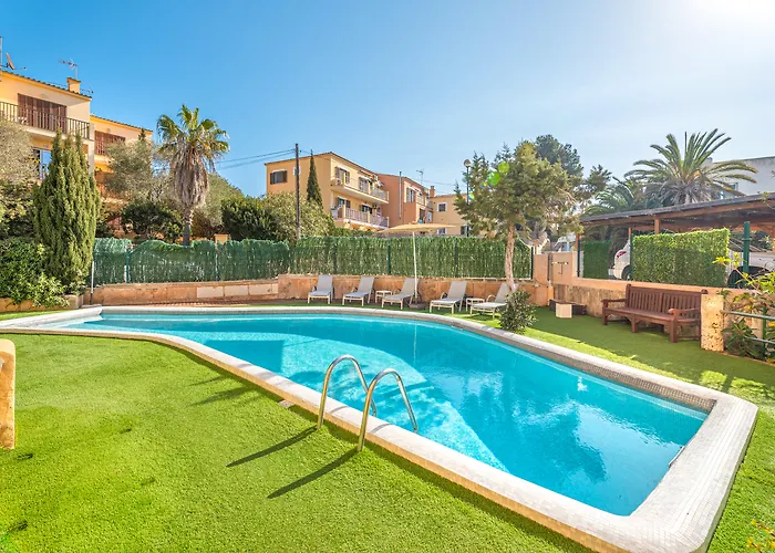 Apartamentos Playa Ferrera Cala Ferrera , Spagna