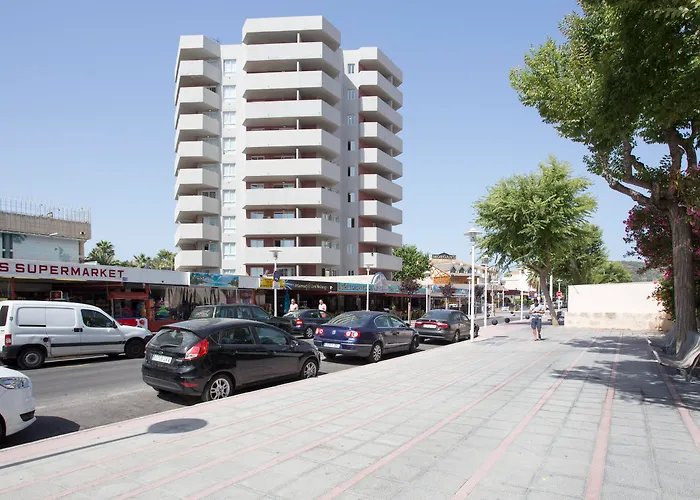 Magalluf Playa Apartments - Adults Only