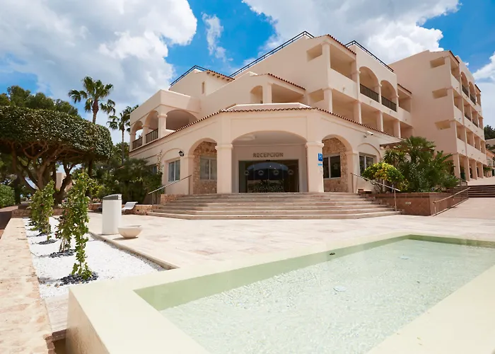 Invisa Club Cala Blanca