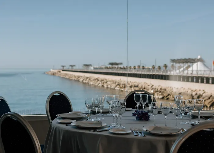 Suites Del Mar By Melia Alicante, España