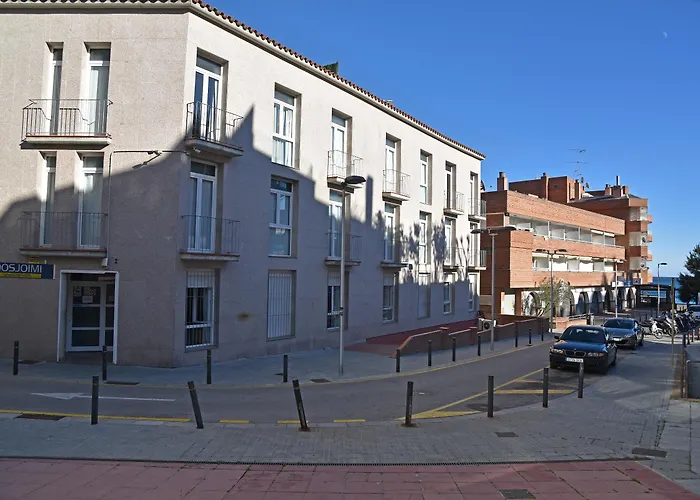 Ar Dosjoimi Apartments