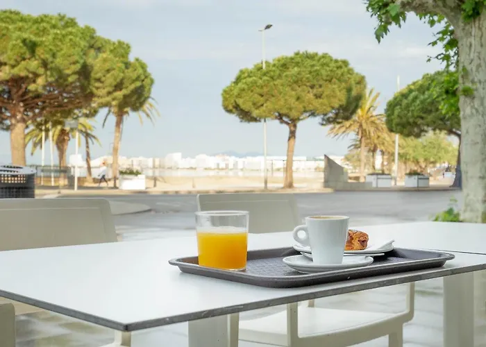 Hotel Vela Rosas, España