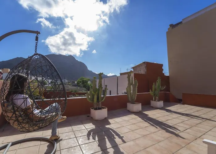 Cactus Coliving & Coworking