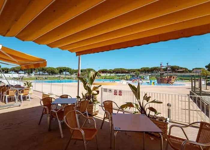 Hotel Kampaoh Doñana Mazagón, España