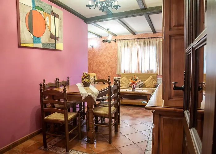 Apartamentos Cruz Mar Poveda de la Sierra, España