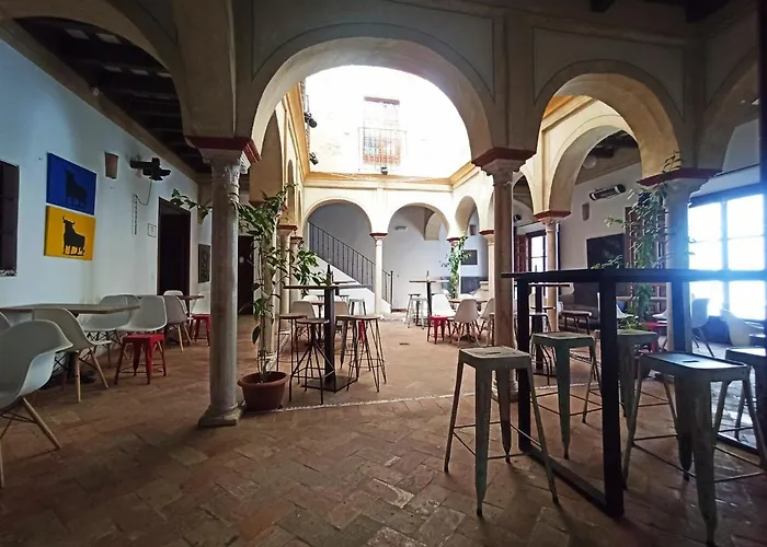 Frenteabastos Hostel Suites Cafe Carmona , España
