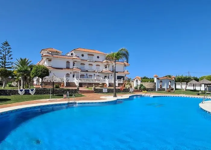 Y Apartamentos Diufain