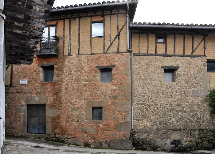 El jazmín de la Fuente casa rural Guijo de Santa Bárbara, España