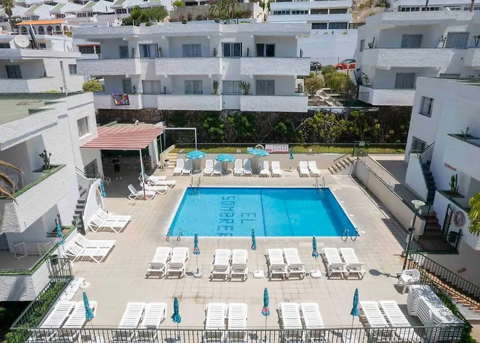 Apartamentos El Sombrero