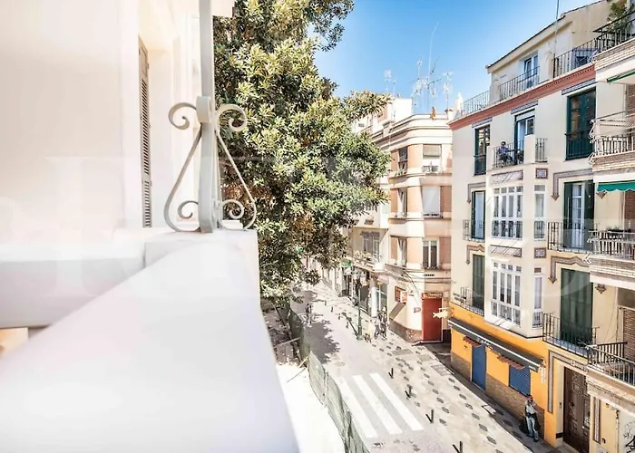 Chic With Parking In The Heart Of Malaga Rems
