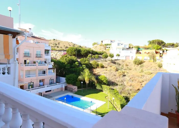 ÁTICO RESIDENCIAL MARIANA parking privado y piscina