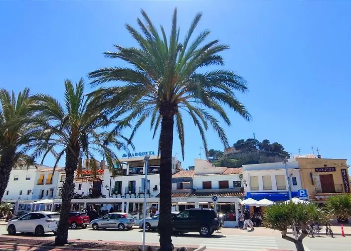 Las Alondras By DENIA COSTA