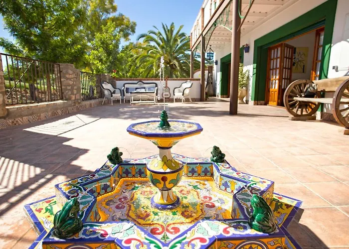 Villa Cultural MONTELUCÍA
