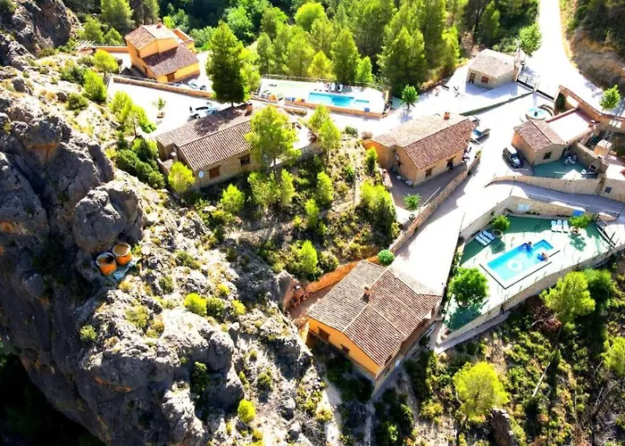 Casas Rurales Venta Ticiano El Morrion, España