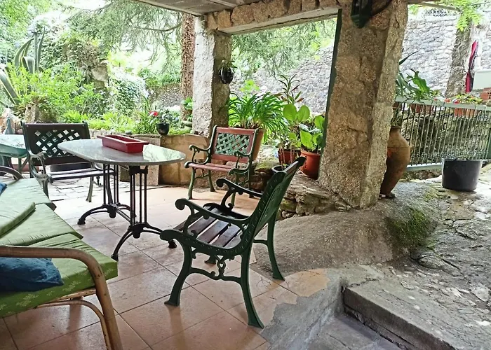 Molino Cascada De Caldas De Reyes