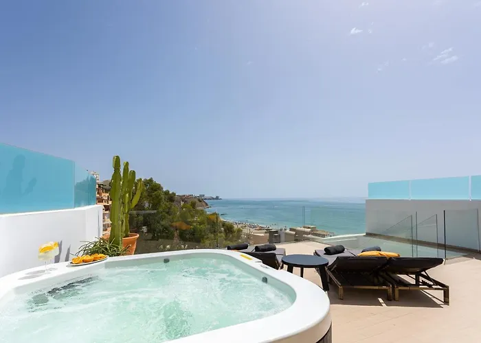 SEA VIEW WAVE HIGUERÓN - Penthouse Solarium With Jacuzzi