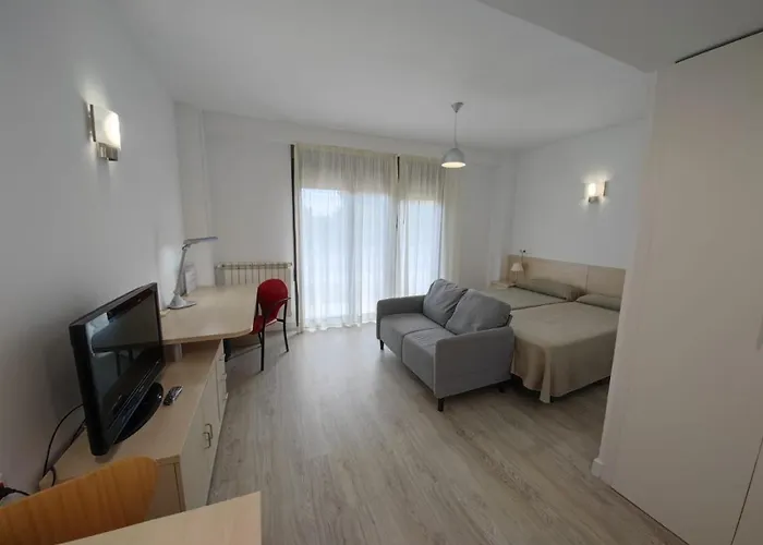 Residencia Universitaria Giner De Los Ríos
