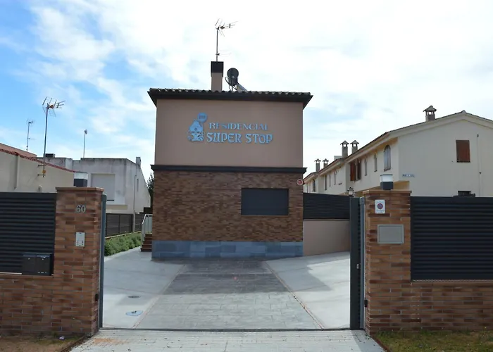 Residencial Super Stop Cases Torre Valentina