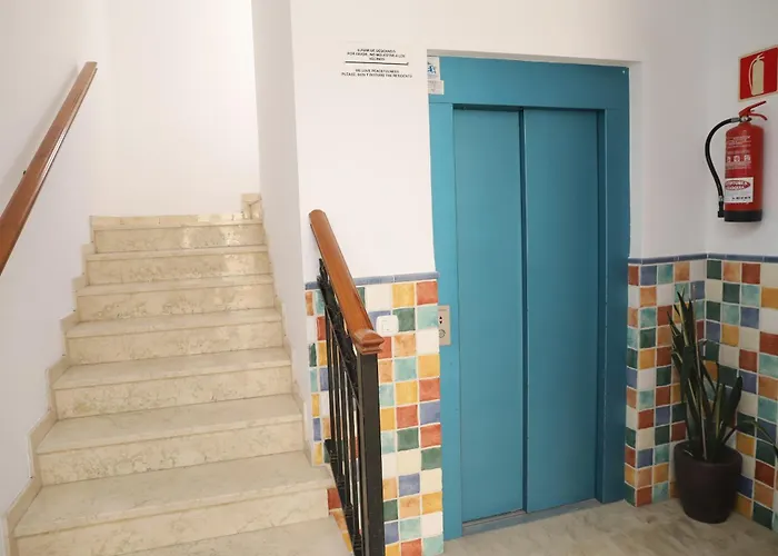Apartamentos Latin Nerja, España
