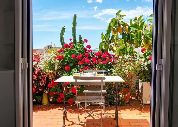 Secret Garden Apartment By Hello Homes Sitges, España