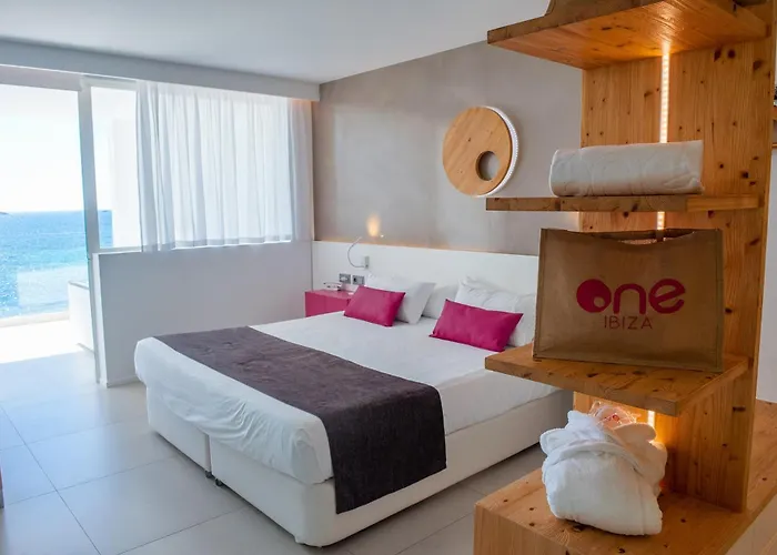 One Ibiza Suites, Spanien