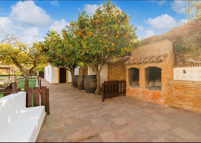 Cortijo Andaluz Dona Adela