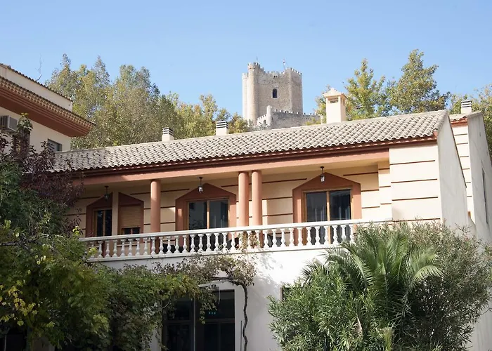 Alcalá Del Jucar Pelayo