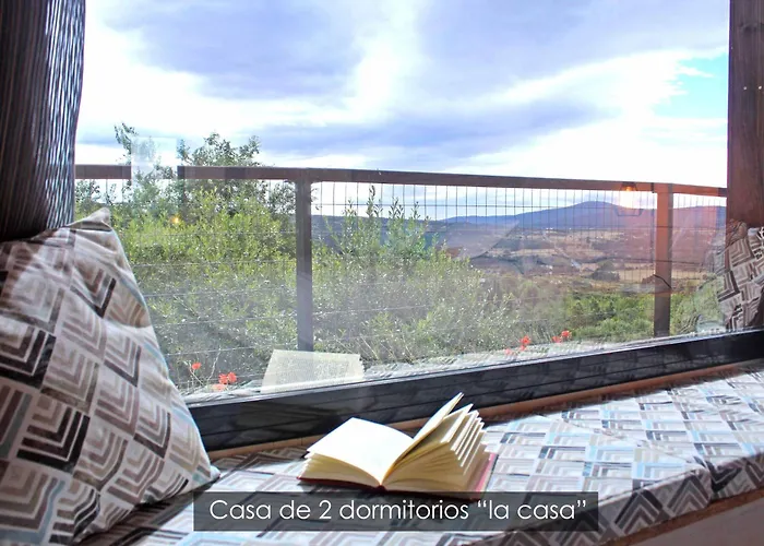 Nido Gredos-Cabañas Ecológicas de Diseño El Tiemblo, España