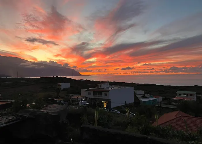 Casa Nela. Rural Y Acogedora En Las Puntas El Hierro